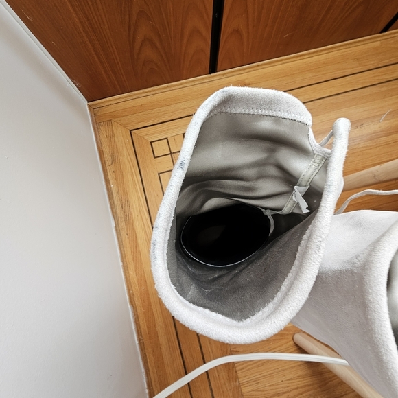 Stuart Weitzman Light Grey Suede Boots - Picture 5 of 15